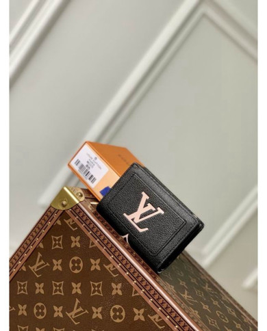 LV Clea  Wallet