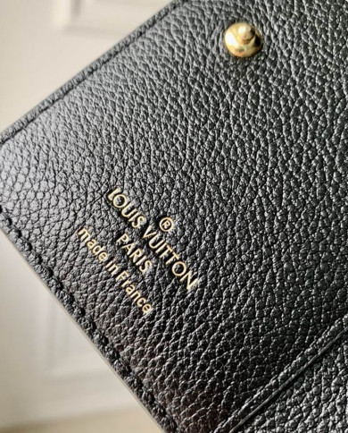 LV Clea  Wallet