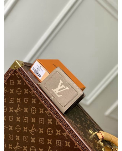 LV Clea  Wallet