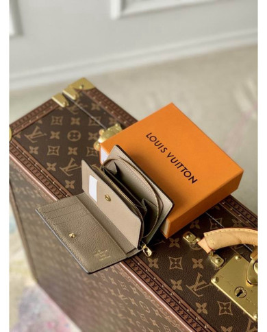 LV Clea  Wallet