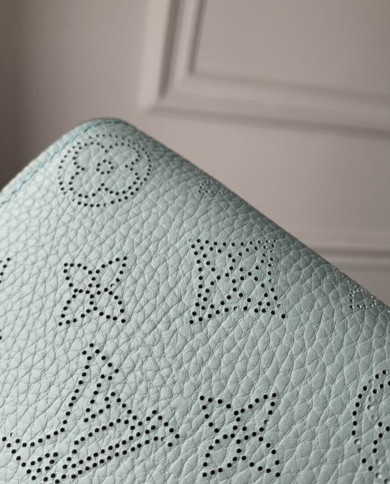 LV Iris Wallet