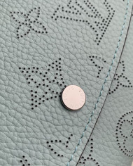 LV Iris Wallet