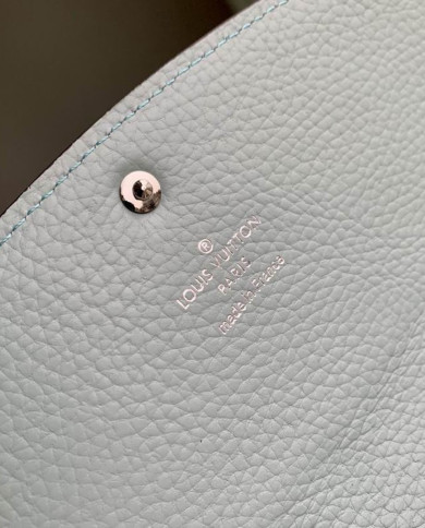 LV Iris Wallet