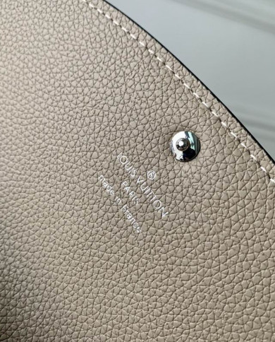 LV Iris Wallet