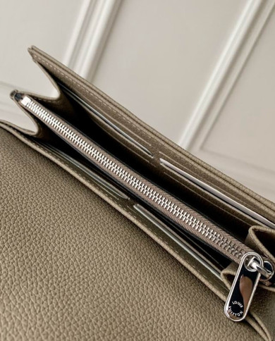 LV Iris Wallet