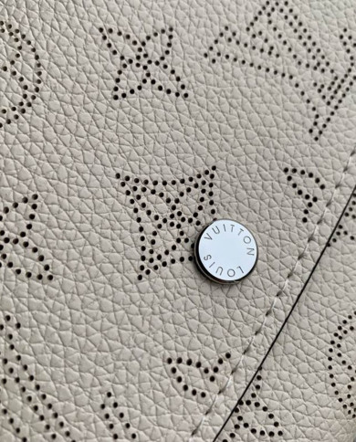 LV Iris Wallet