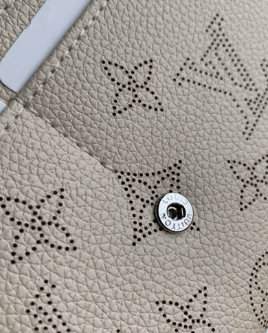 LV Iris Wallet