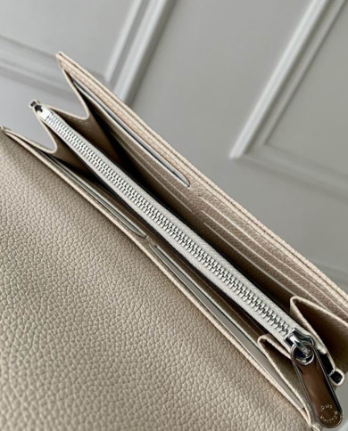 LV Iris Wallet