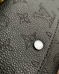 LV Iris Wallet