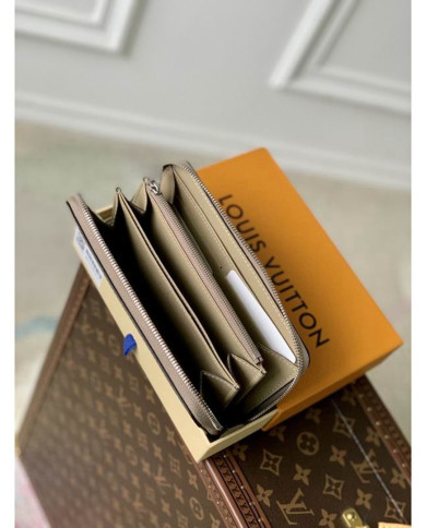 LV Zippy  Wallet