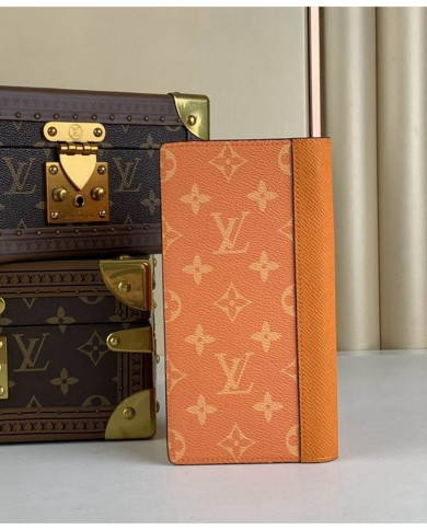 LV  Brazza Wallet