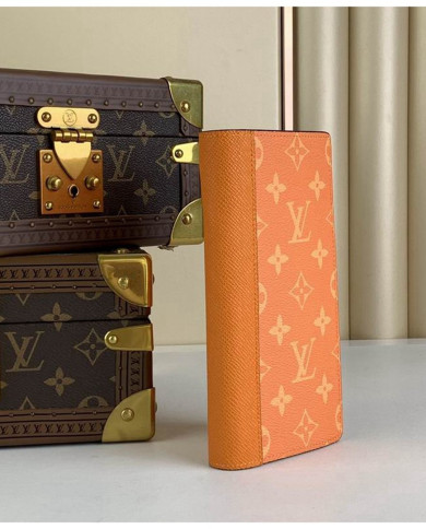 LV  Brazza Wallet