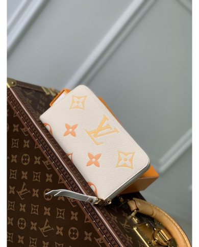 LV Gradient  Wallet