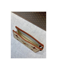 LV  Wallet