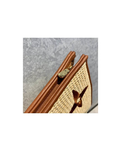 LV  Wallet