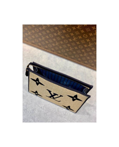 LV  Wallet