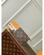LV  Wallet