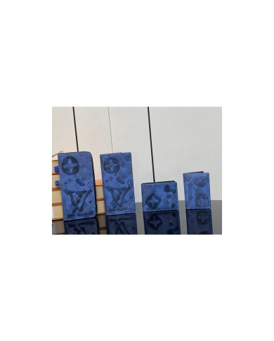 LV  Wallet