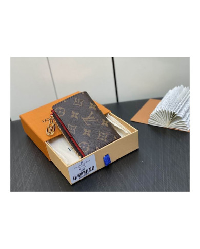 LV Portefeuil Lisa Wallet