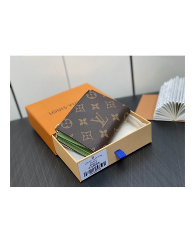 LV Portefeuil Lisa Wallet