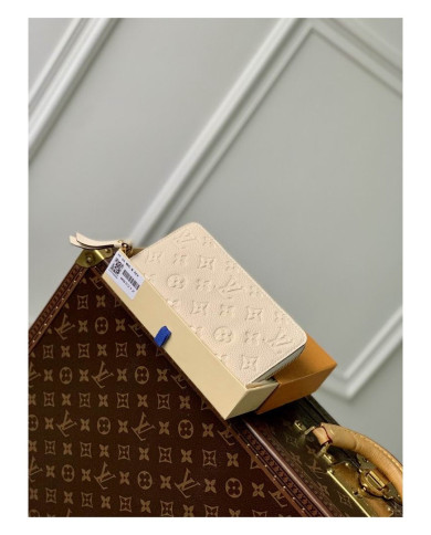 LV Zippy   Wallet