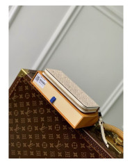 LV Zippy   Wallet