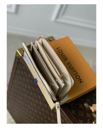 LV Zippy   Wallet
