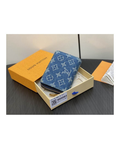 LV  Clea  Wallet