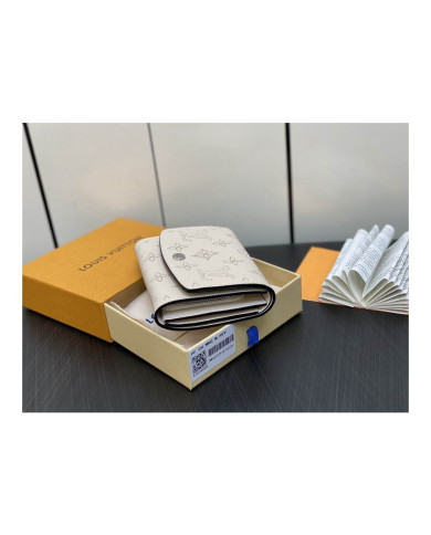LV Compact  Wallet