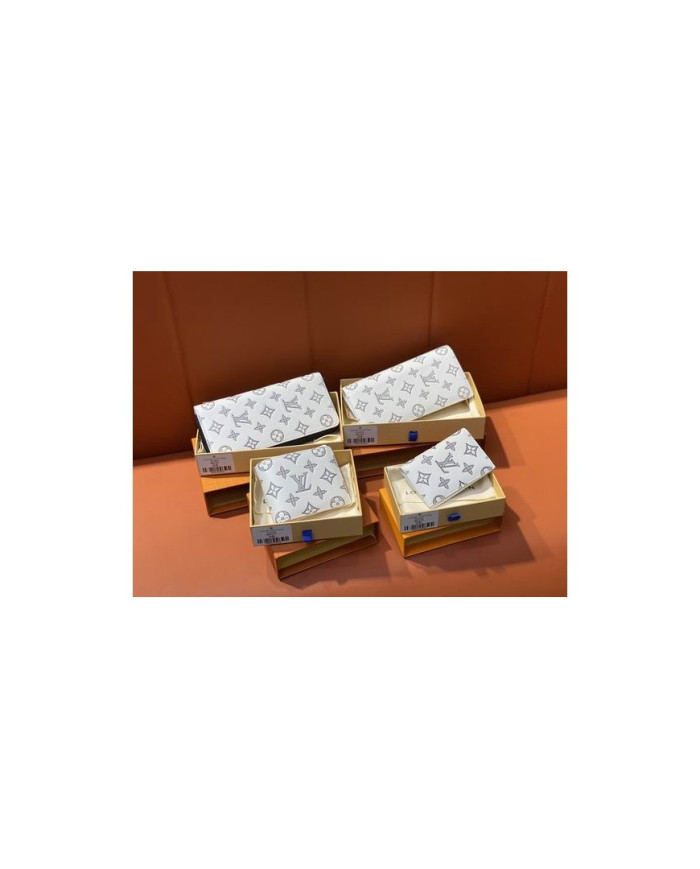 LV  Wallet