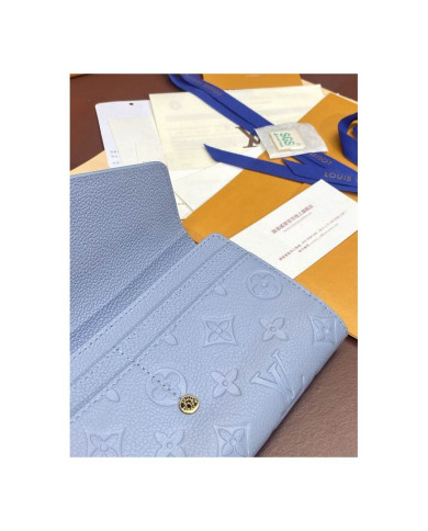 LV  Wallet