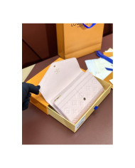 LV  Wallet