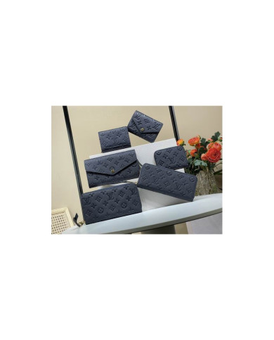 LV  Wallet
