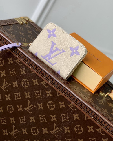 LV  Wallet