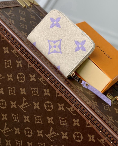LV  Wallet