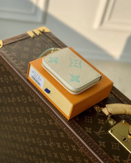 LV  Wallet