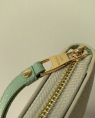 LV  Wallet