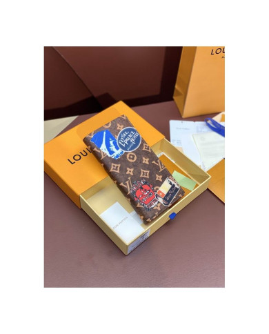 LV  YG  Wallet