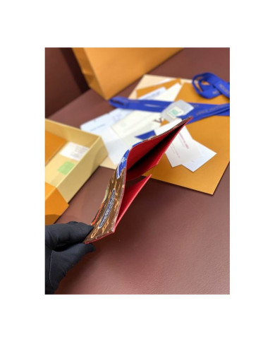 LV  YG  Wallet