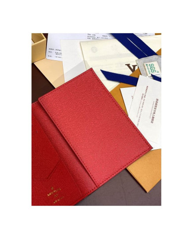 LV  YG  Wallet