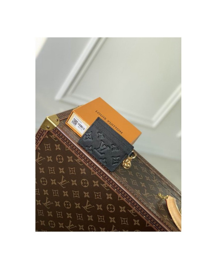 LV  Wallet