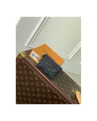 LV  Wallet