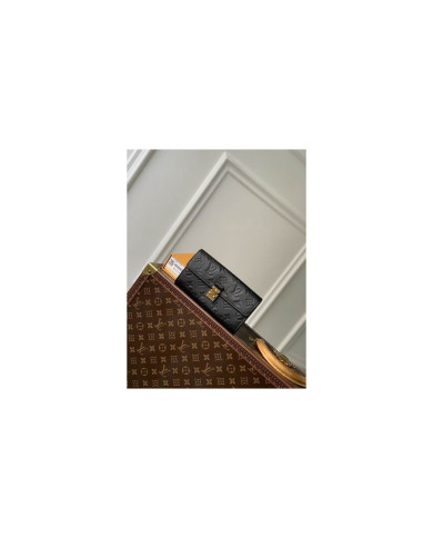 LV  Sara Metis  Wallet