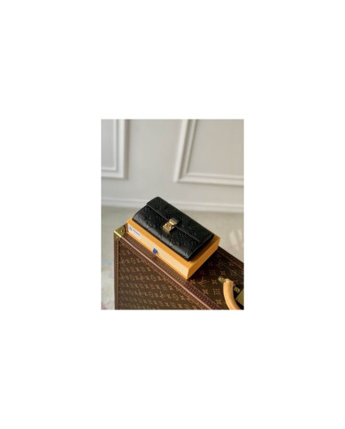 LV  Sara Metis  Wallet