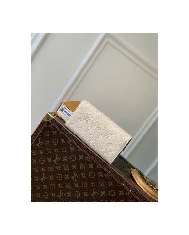 LV  Sara Metis  Wallet
