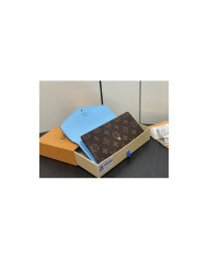 LV  Sarah Wallet
