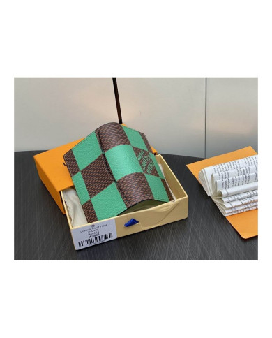 LV  Damier  Wallet