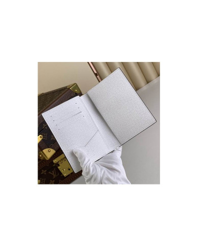 LV  Wallet
