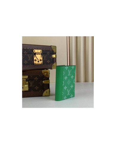 LV  Wallet