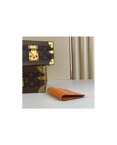 LV  Wallet